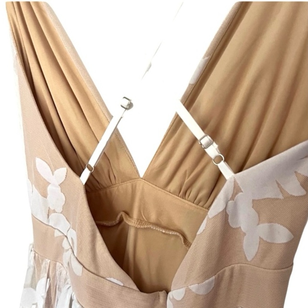 Luxxel Halle Maxi Dress Velvet Flower Sheer overlay White Nude Wedding Gala S - Picture 9 of 12